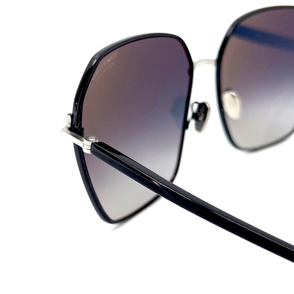 Tom Ford sunglasses Claudia-02 TF839 01D 62/16/140 Polarized Black Square Frame - Picture 7 of 13